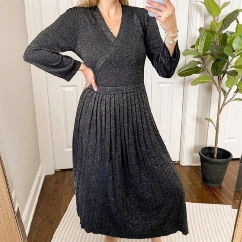 Kate Spade New York Faux Wrap Dress Grey Metallic Silver Knit Pleated V Neck XS
